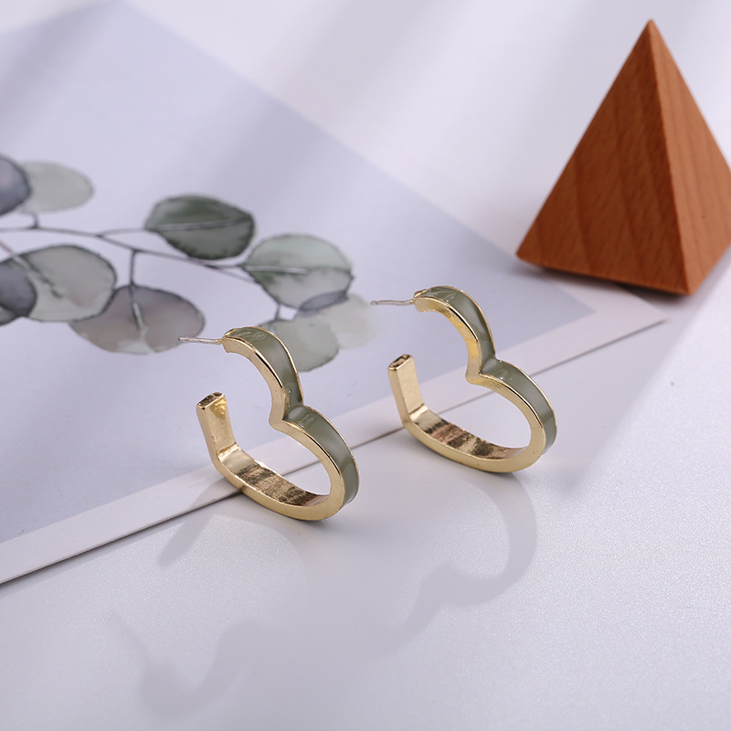 

2020 New Sweet Enamel Hollow Enamel Heart Hoop Earrings For Women Girl Cute Love Simple Earrings Aretes Jewelry
