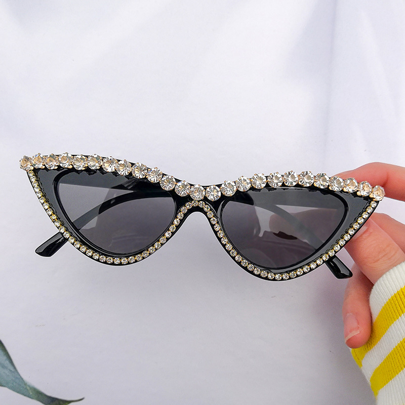 

Vintage Cat eye Sunglasses Women Rhinestones Crystal Diamond Sexy Small Sun glasses woman Female Oculos De So