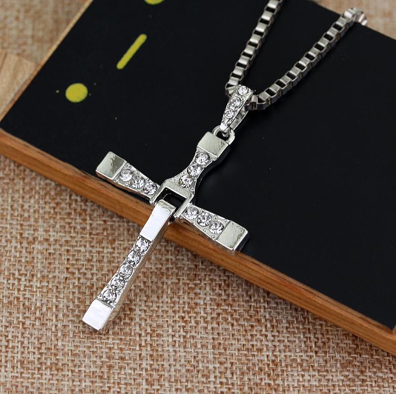 

2020 New Male Necklaces & Pendants Fashion Movie jewelry The Fast and The Furious Toretto Men Classic CROSS Pendant Necklace