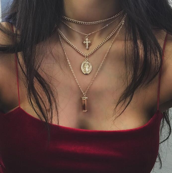 

2020 new female necklace retro alloy Virgin Mary cross multi-layer pendant necklace snake bone chain jewelry