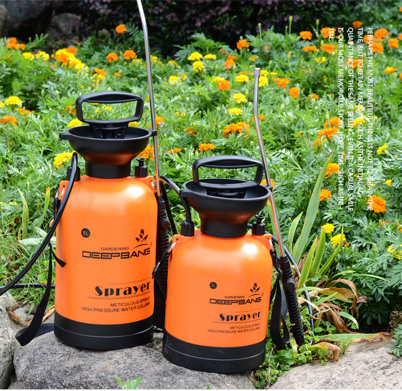 

Freeshipping latest Small gardening manual pressure agroatomizer manual sprayer spray bottle washing with high water sprayer