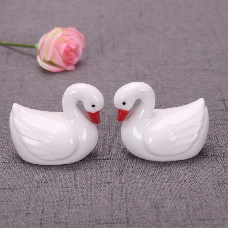 

2pc Ceramic White Swans Miniature Animal Decoration Home Garden Mini Dollhouse Toy Craft Ornaments Micro Decor DIY Gift