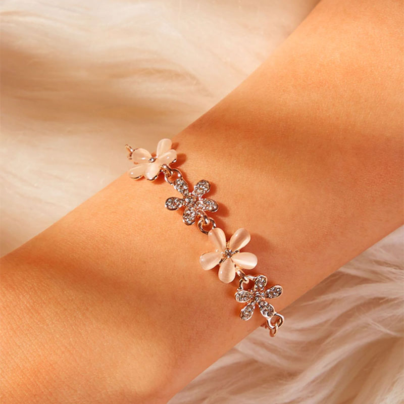 

Charm Bracelets Fahsion Flower Bracelet For Women Accesorios Pulseras Mujer Gold Party Gift Wedding Vsco Girl Jewelry Feminina