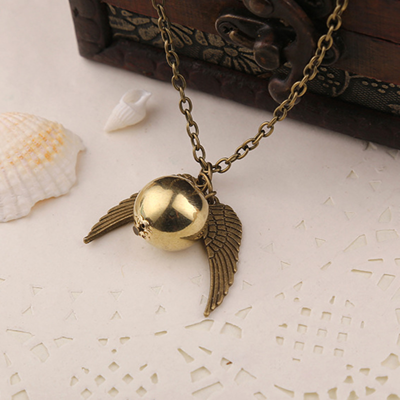 

5 Feather Angel Geometric round Snitch Thief Harry series Necklace Vintage Men movie Pendant Necklace family jewelry