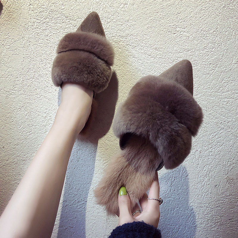 

2020 winter new Korean version hair pointed Baotou flat bottom semi trailer female fashion fashionable wear wool slippers, Black