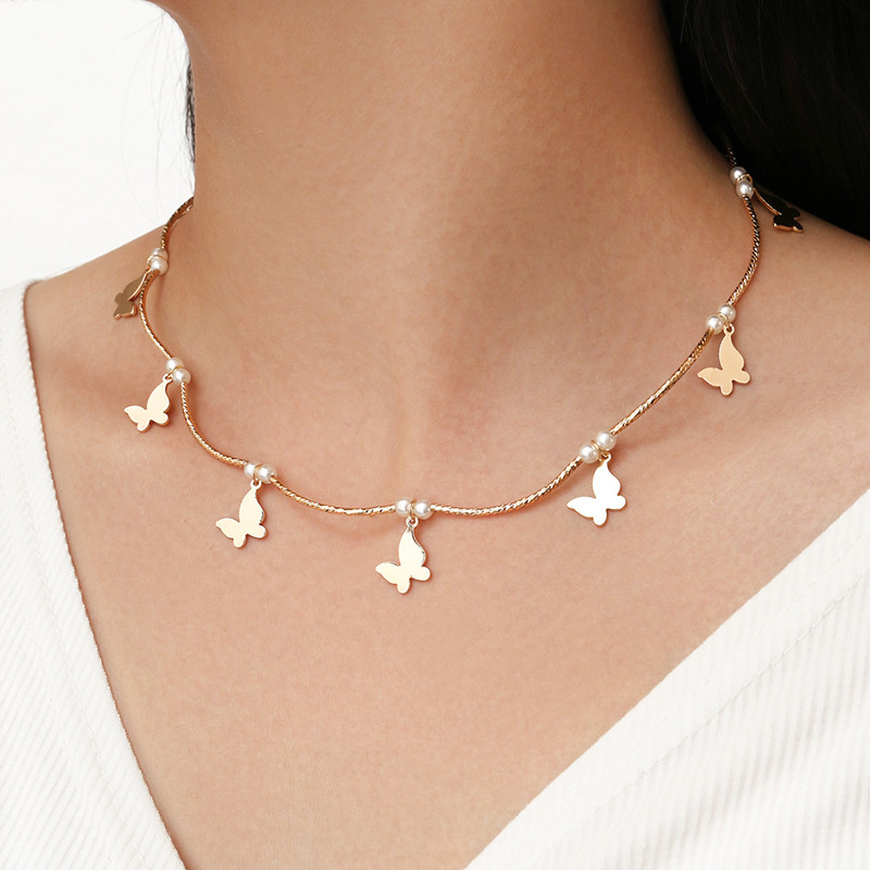 

Women Fashion Gold Butterfly Imitation Pearl Choker Necklace for Women Statement Clavicle Chain Necklace Jewelry Gifts