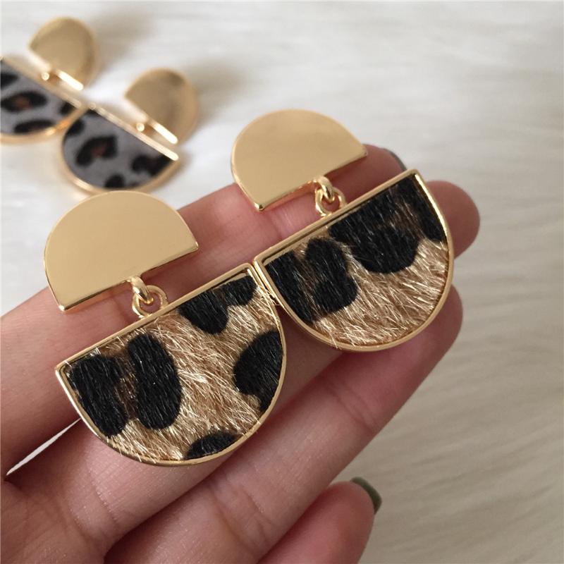 

Modern Fashion Drop Earrings Gold Color Half Round Link Leopard/Snake Skin Print Dangle Earring for Trendy Women Fashion Jewelry