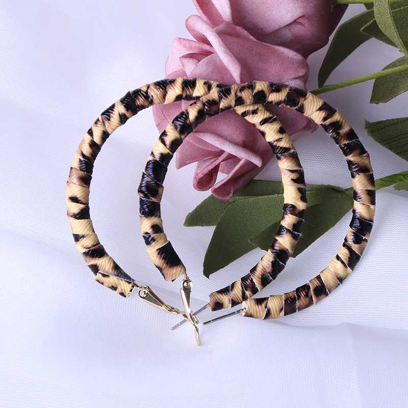 

European And American Fashion Hot Selling PU Serpentine Large Earrings Round Geometric Personality Earrings