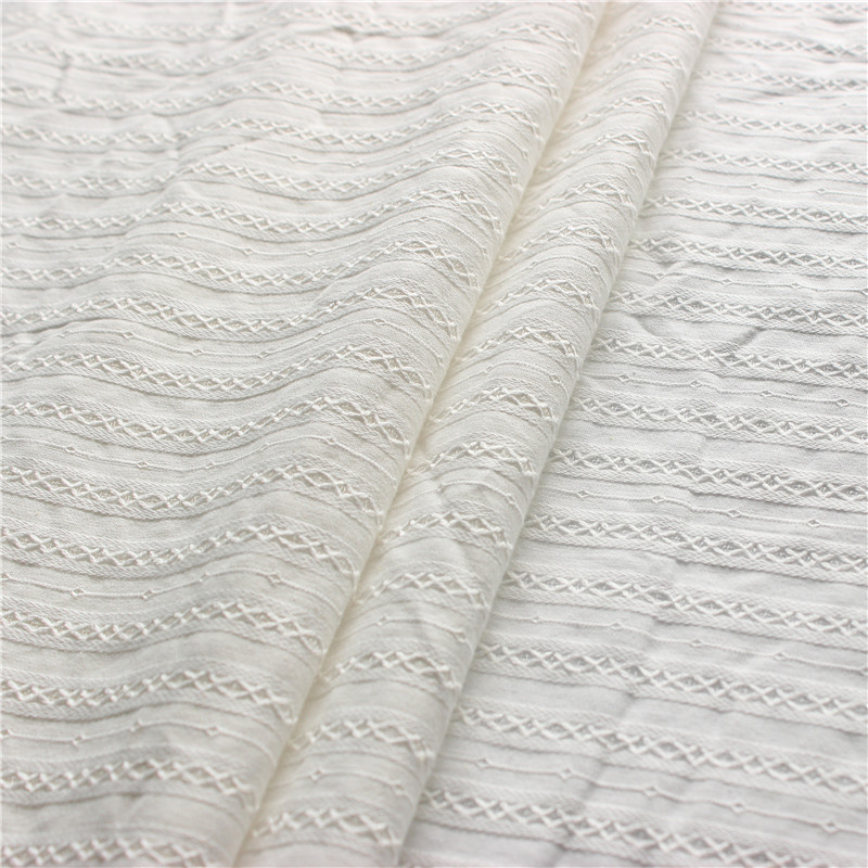 

High-count cotton hollow embroidery fabric white cotton embroidered cloth dress apparel fabrics width150cm DS01