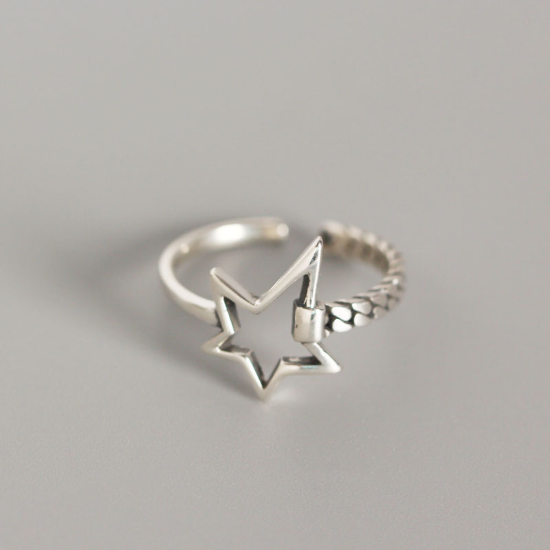 

Irregular Hollow Star Thai Silver Color Ring Personality Lock Chain Open Finger Ring For Women Jewelry Gift S-R737