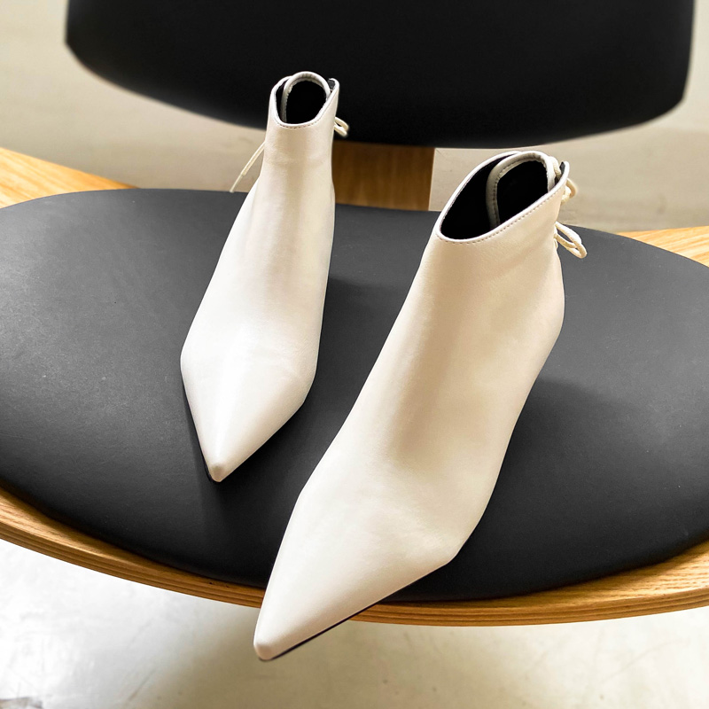 

DEAT 2020 New Spring Autumn Fashion Casual Pointed Mid-heel Small Heel Leather Single Shoes Women Short Cool Boots SF334, Black