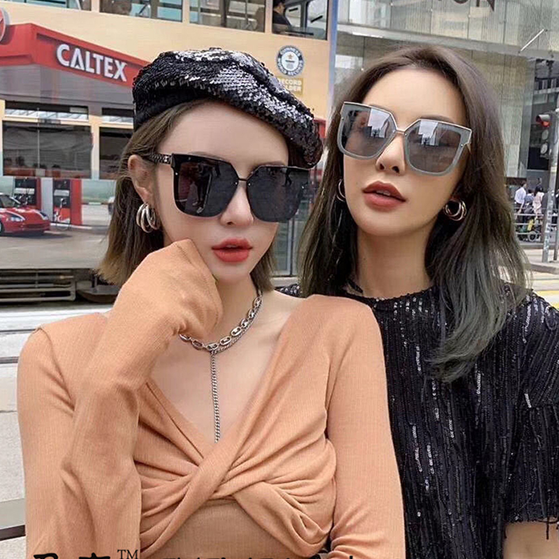 

Classic Oversized Sunglasses Women 2020 Ladies Fashion Designer Square Driving Glasses Women Shopping Eyewear Gafas