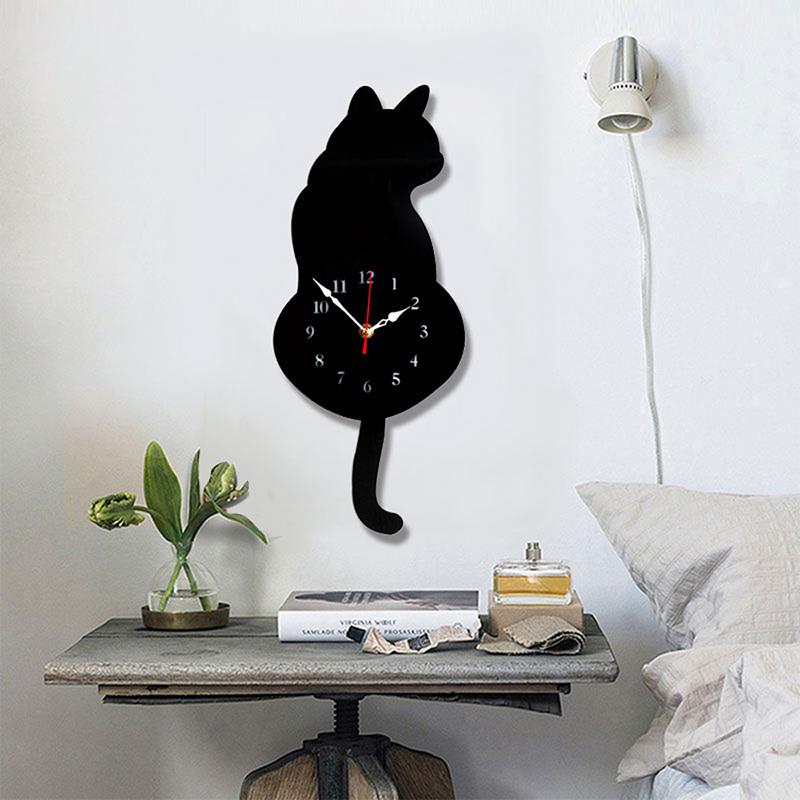

Cute White/Black Wagging Tail Cats Wall Clock Home Decor For Household Decorative Wall Clocks