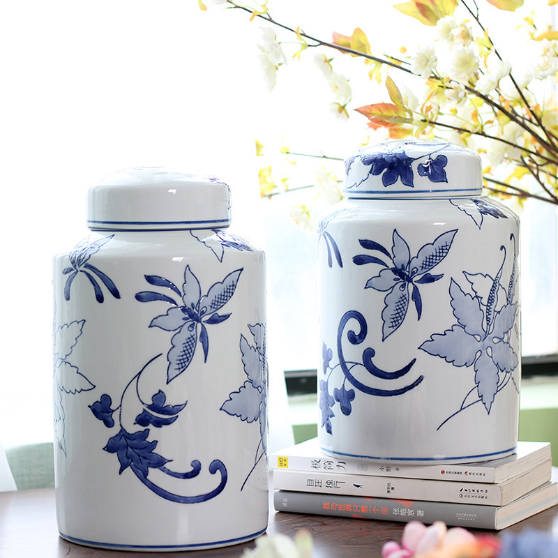 

European Embossed Flower Butterfly Storage Jar Living Room Wine Cabinet Handicraft Decoration Candy Coffee Bean Storage Tank
