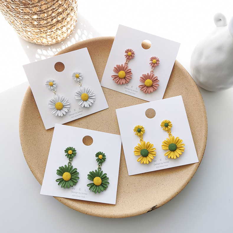 

2020 Summer New Happy Sunflower Sweet Flower Drop Earrings For Women Beach Holidays Fashion Ear Accessories Brincos