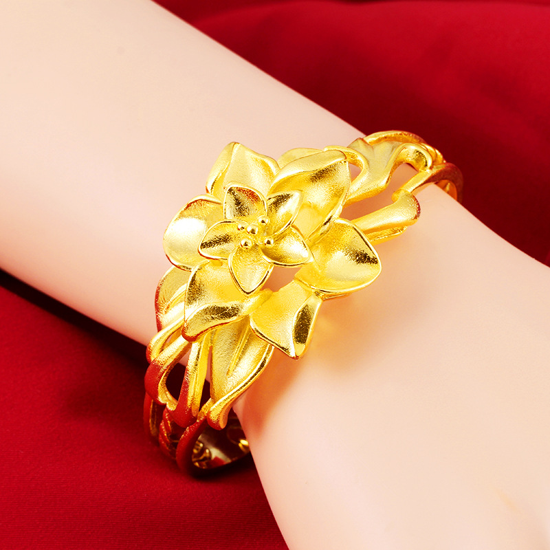 

Vintage Flower Shaped Bangle Bracelet Yellow Gold Filled Womens Bracelet Wedding Accessories