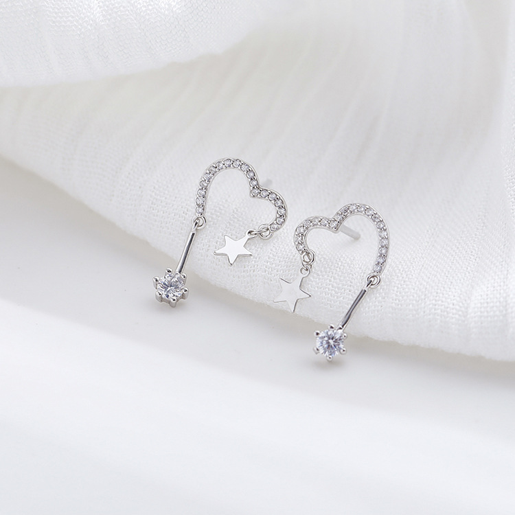 

Korean new temperament exquisite loving cute girl earrings five-pointed star tassel female earrings women gift jewelry