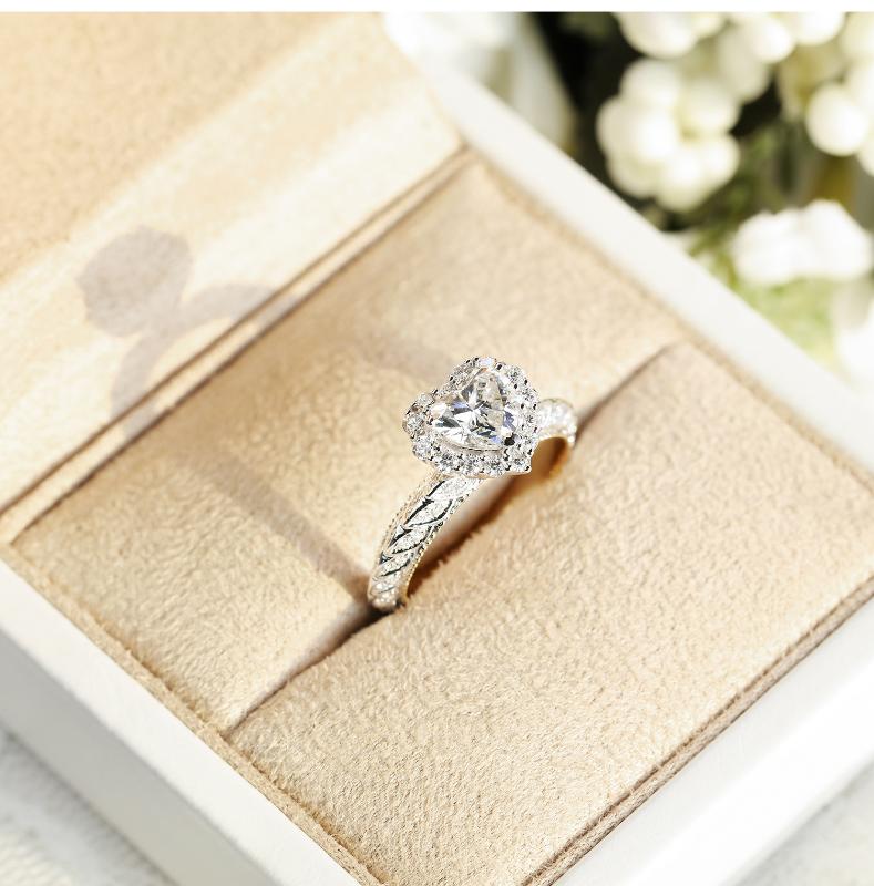 

New Fashion Bling Rhinestone AAAAACZ Love Ms. Wedding Engagement Ring Valentine's Day Jewelry Gift