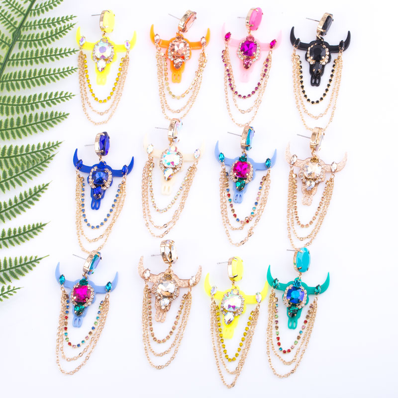 

Bohemian Long chain Pendant Earrings For Women Resin Bull Head Minimalist Oorbellen Ladies Jewelry Accessories Party Gifts