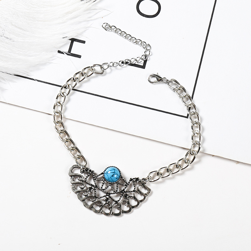 

2020 Retro Ethnic Wind Carved Flower Star Pattern Blue Gem Alloy Bracelet Bangle Fashion Women Metal Jewelry Bracelet Gift