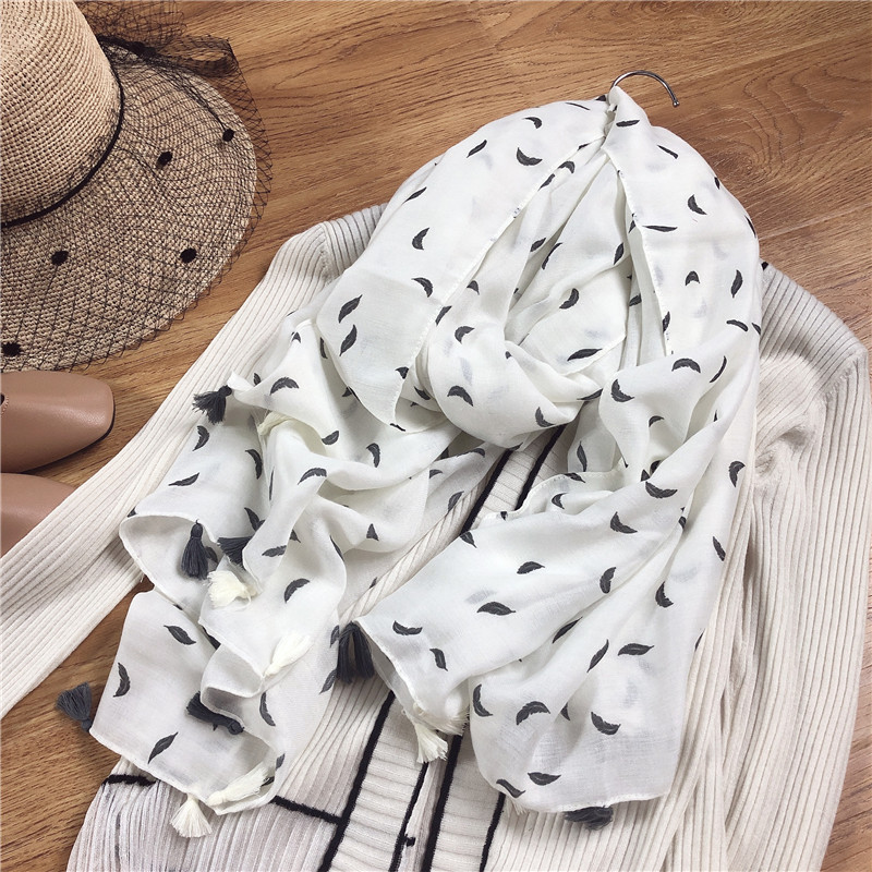 

2020 new spring autumn cotton women's scarf sunscreen and sunshade shawl in summer white feather printed scarf head