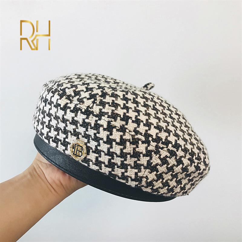 

2020 New Vintage Felt Plaid Beret For Women Checkered Japanese Iron Buckle Caps Paris Hat Painter College Style Students Hats RH, White
