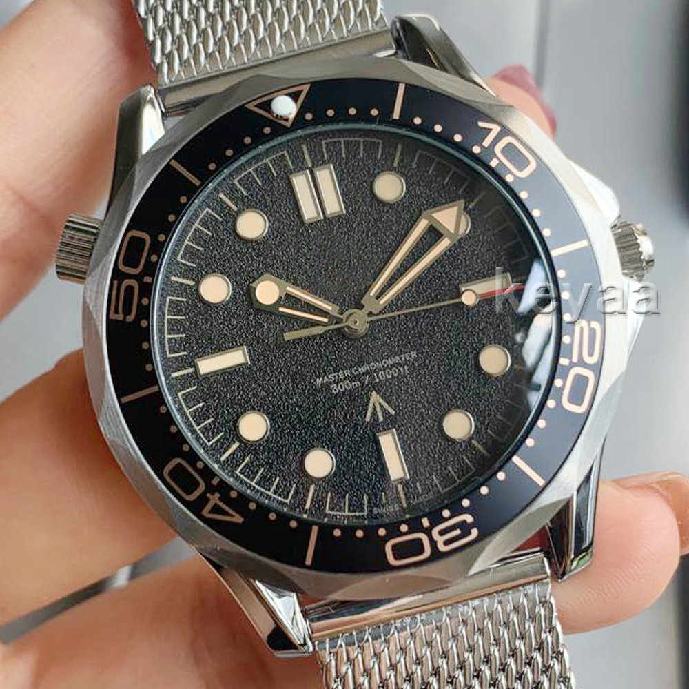 

Fashion Designer New mens Mechanical Wristwatches Stainless Steel Automatic Movement Watch Self-wind Watches Professional Wristwatches