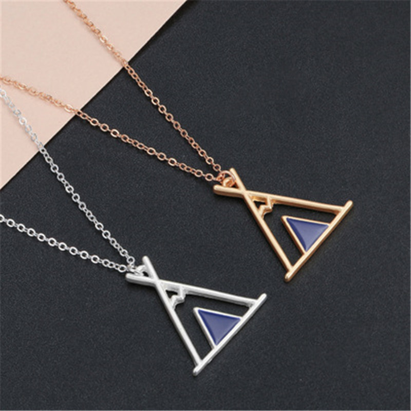 

Fashion Jewelry Geometric Hollow Triangle Alloy Pendant Simple European and American Necklace