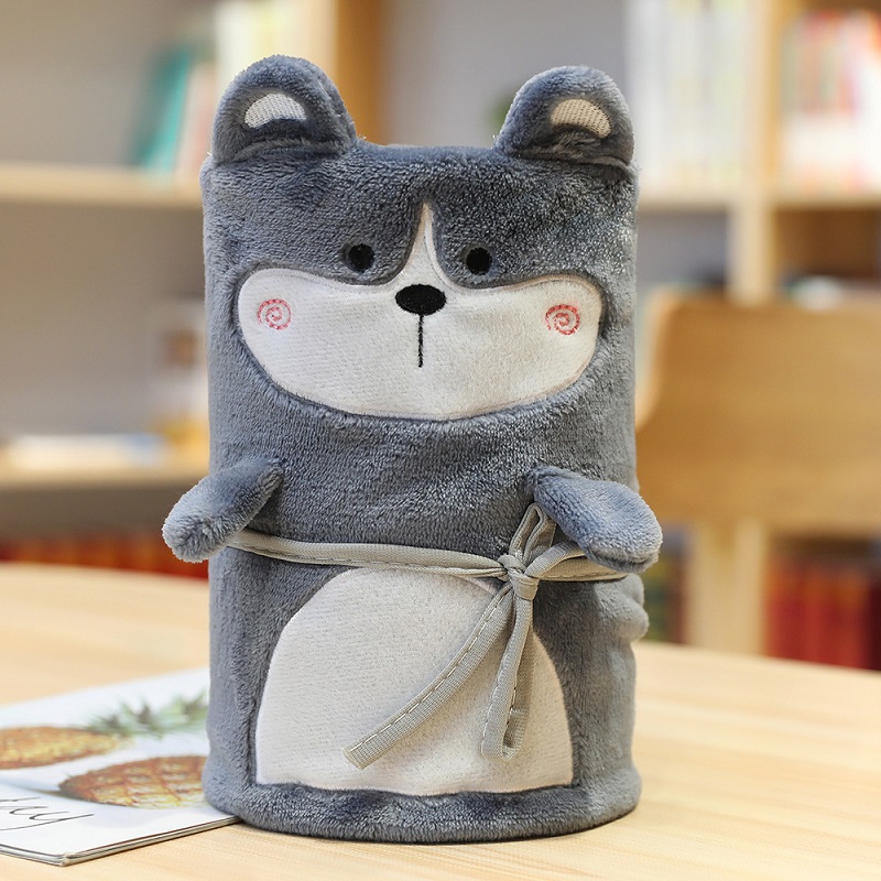 

Cute Cartoon Small Blanket Coral Fleece Office Lunch Break Shawl Folding Children Fannel Kneepad Portable Comfortable And Soft