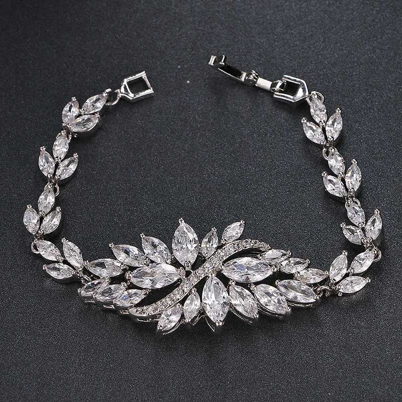 

Elegant Full Cubic Zirconia Women Bracelets Rose/White Gold-Color Flower Shape Charm Bracelets &Bangles Anniversary Gifts B-002