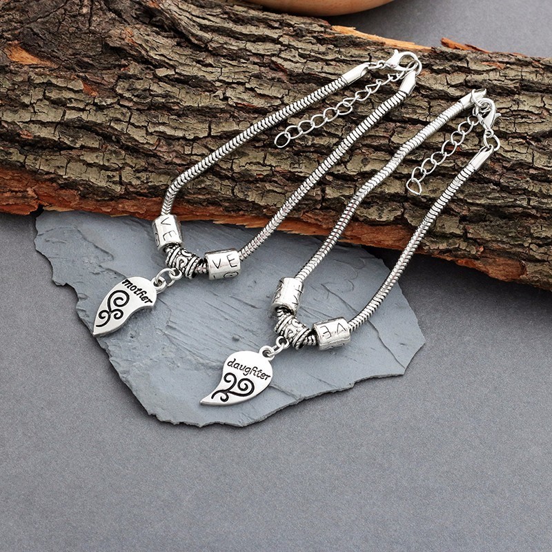 

Classic Fashion Charm Bracelet Broken Heart BBF Friendship Zinc Alloy Couple Accessories Men And Women Friends Memorial Gift