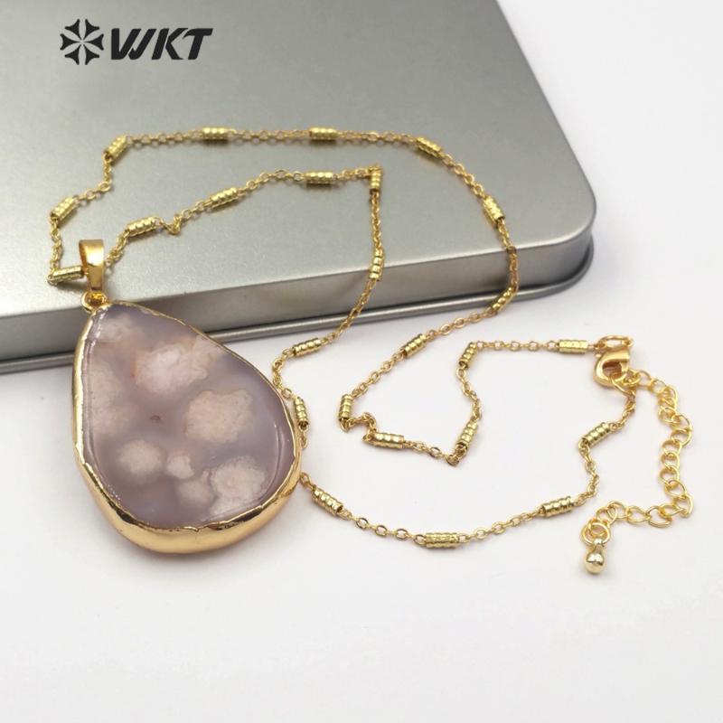 

Chains WT-N1148 Natural Cherry Blossom Agates Gold Necklace Teardrop Or Oval Shape Crystal Pendant Flower Pink Jewelry