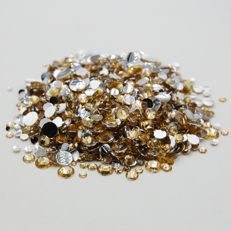 

High Quality Hot Sale Mixed Size Light Brown 3D Glamour Shiny Flat Back Strass Acrylic Rhinestone DIY Nail Art Deco
