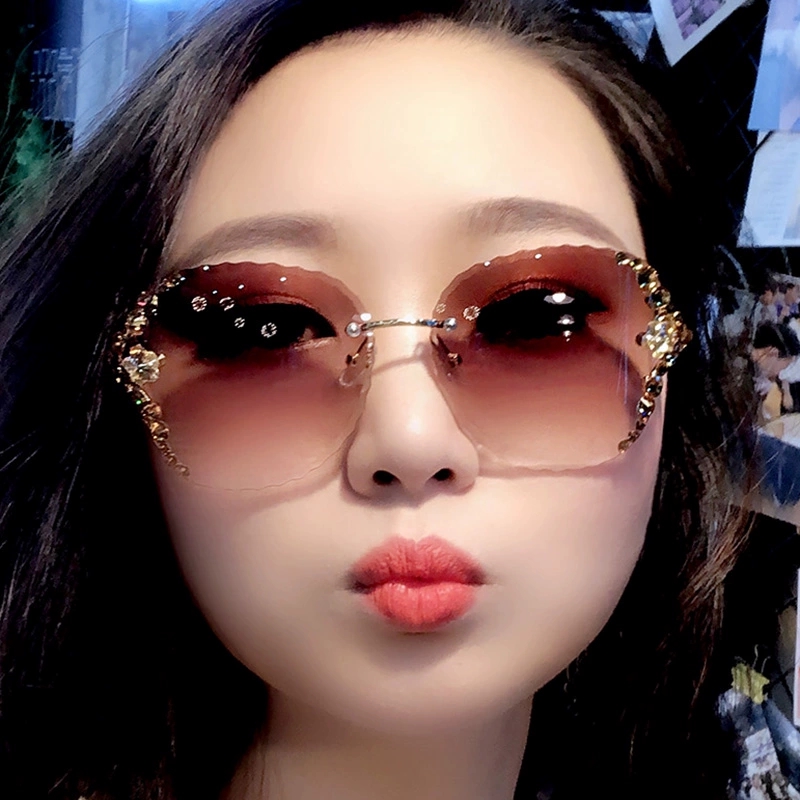 

Shining Diamond Sunglasses Women Brand Design Flash Square Shades Female Mirror Sun Glasses Oculos Lunette