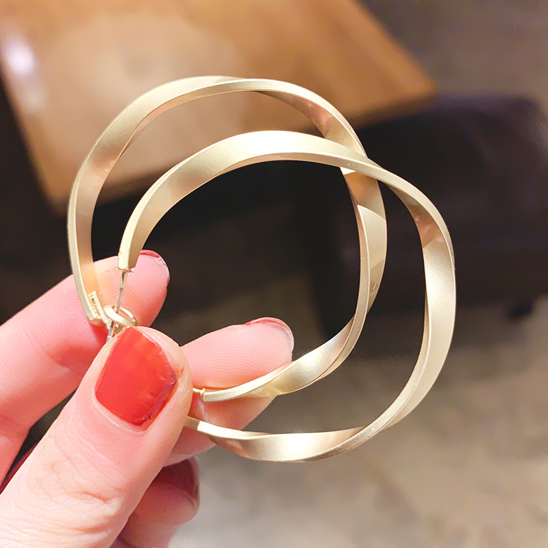 

S925 needle metal geometry Earrings European and American temperament round square hoop Earrings for women jewelry Party Gift