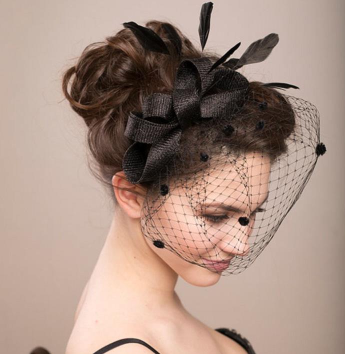 

Hens party veil fascinator hat vintage women wedding feather dots net hat lady hair accessory clip hats festive event supplies
