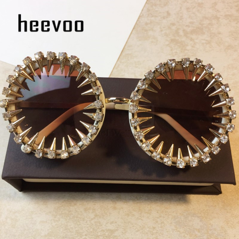 

Retro Round Punk Style Sunglasses Women 2020 Metal Diamond Sun Glasses Gold Crystal Exaggeration Eyewear Glasses UV400