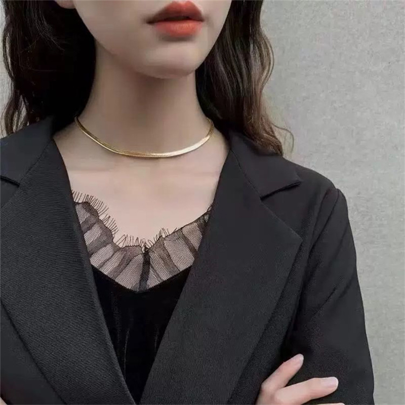 

Necklace Choker for Women Simple Fashion Punk Boho Vintage Gold Sexy Clavicle Chain Jewelry Girls/Mom Gift Friendship Necklaces