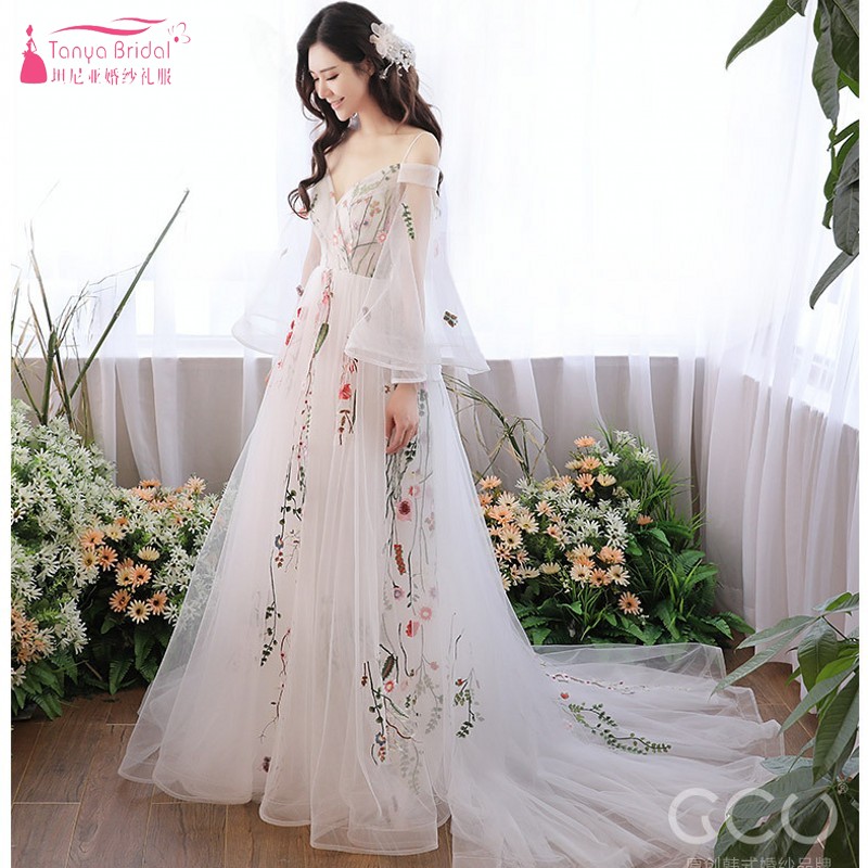 

Boho Wedding Dress Off The Shoulder Lace Embroidery Tulle A-Line Sexy Lace Up Beach Bride Dress Wedding Gown DQG1045, Picture color
