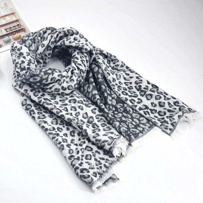 

Scarf for Women Leopard Long Scarf Warm Female Shawl Women Cashmere Scarves with Tassel Scarfs for Ladies Schal Winter