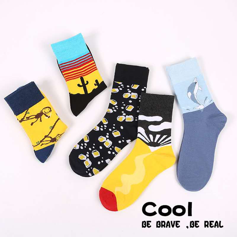 

Men's colored cotton socks combed cotton thread sweat absorption and ventilation sports socks autumn and winter middle tube leis