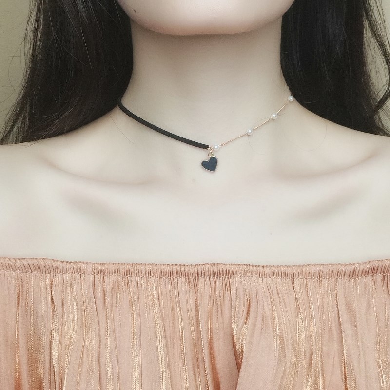 

Heart Choker Chain Collarbone Chain Super Pearl Web Celebrity Necklace Valentine's day Gift