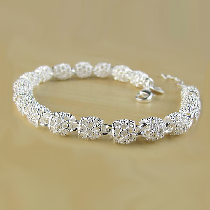 

Beautiful Elegant Lady Fashion Jewelry Bracelet Chain Bracelet
