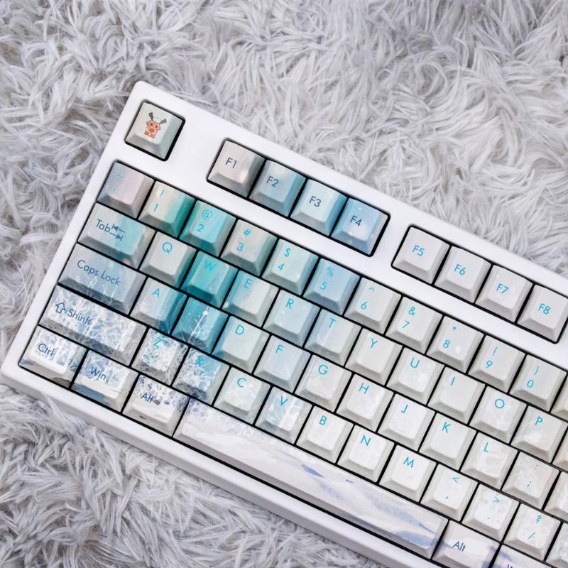 

Mechanical Keyboard Winter Deer Keycaps PBT Cherry Mx Profile Keycap 1.75U 15U 1U Keys For 60 64 84 87 96 104 108 Keyboards