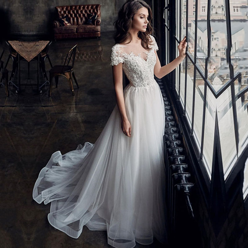 

Eightree Vintage Wedding Dress Short Sleeves Appliques Lace A-Line Bride Dress White Custom Made Long Princess Wedding Gowns, Customized color