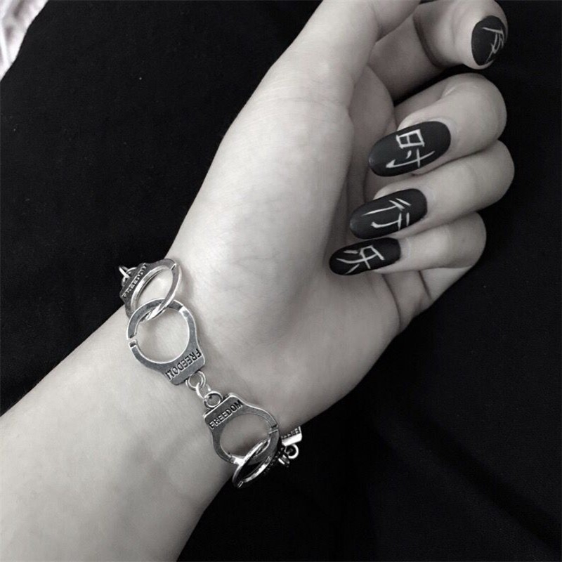 

Silver Color Of Grey Bracelet Fashion Punk Handcuffs Bracelets For Women Men Lover Couple Charm Jewelry Accessories Gifts New
