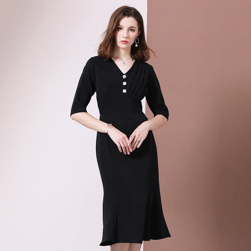 

Feminine dress 2020 spring new V-neck elegant little black dress high waist thin fishtail long elegant party