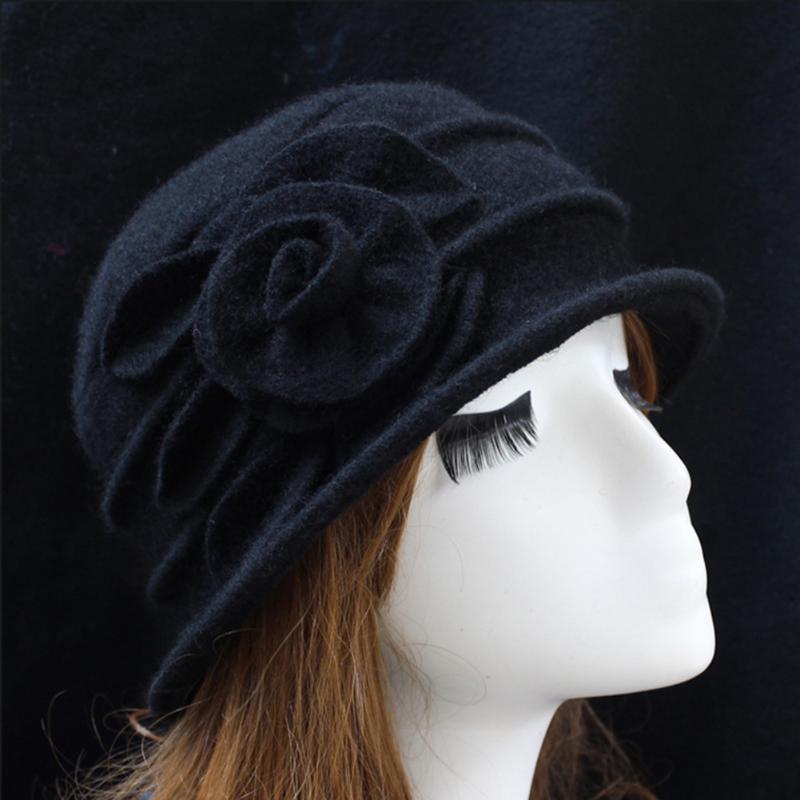 

Vintage Women Wool Caps Cloche Flapper Hat Fashion Lady Bucket Winter Flower Cap Classical Flower Design Hats, Black