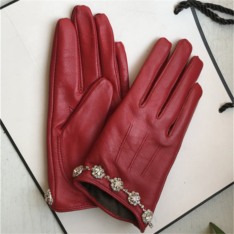 

100% Genuine Leather Gloves Female Winter Sheepskin Shinning Diamond Thicken Touch Screen Gloves Women Warm Driving