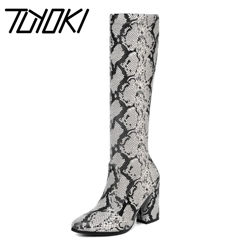 

Tuyoki 2020 Fashion Snakeskin Pu Leather Knee High Boots Sexy Pointed Toe Square High Heel Autumn Women Shoes Size 34-43, Beige